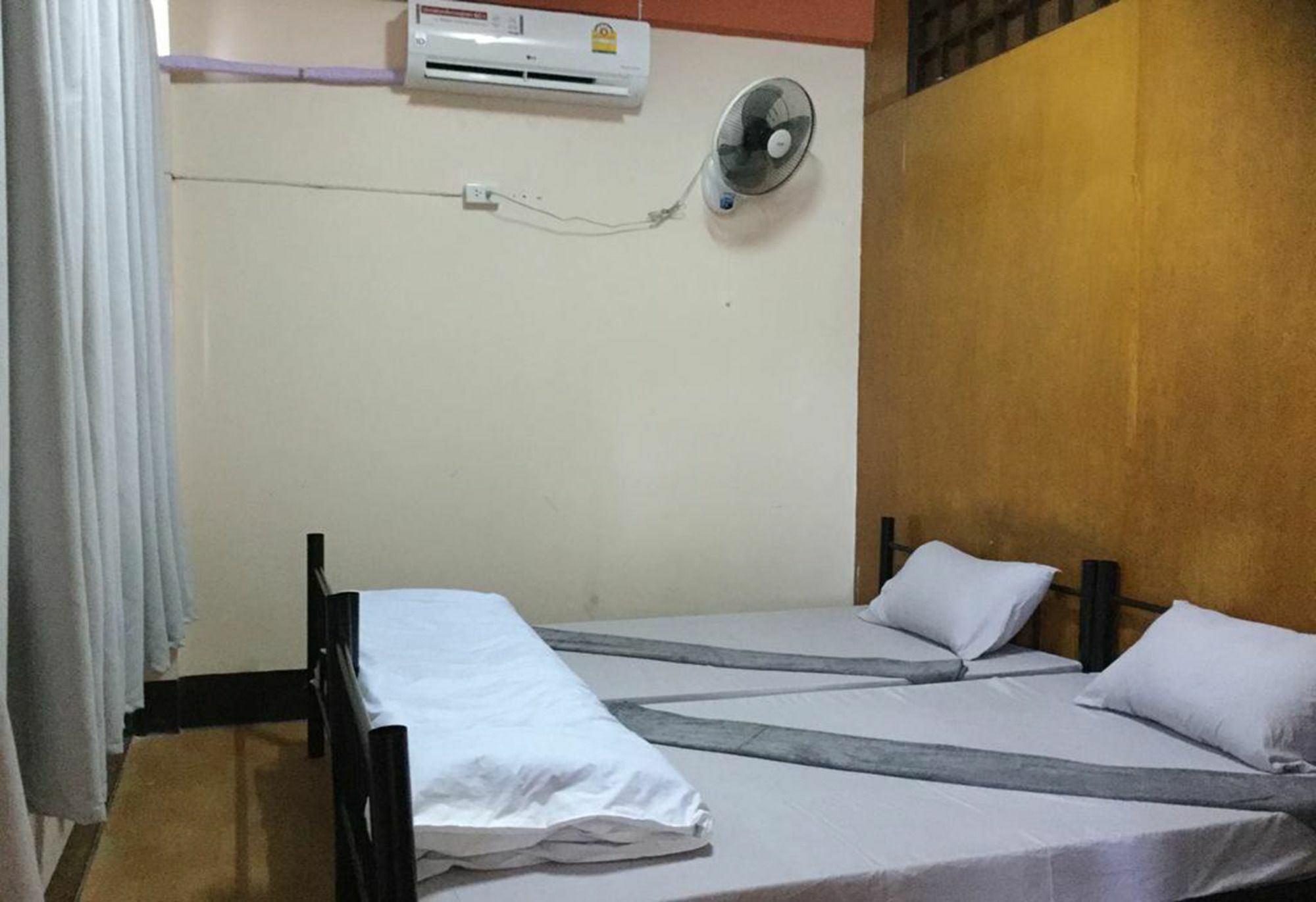 Rose Guest House Τσιάνγκ Μάι Εξωτερικό φωτογραφία